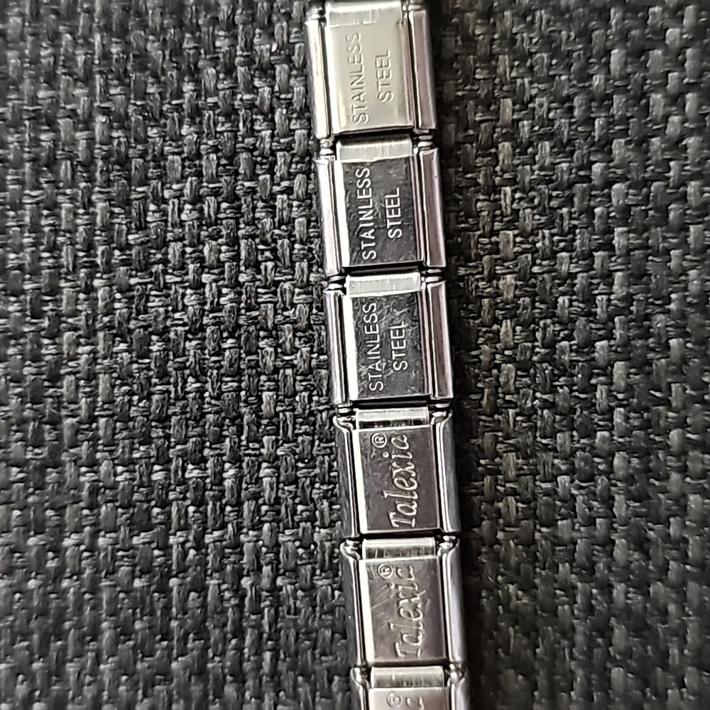 10 Charm Stainless Steel and Talexia Key Ring - Picture 4 of 5